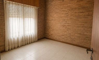 VENTA CASA QUINTA ACCESO SUR MERCEDES APTO CRÉDITO