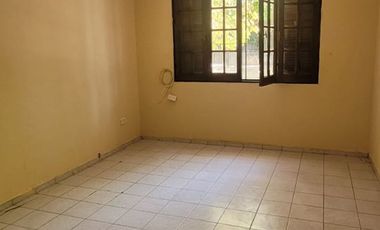 CASA 4 HABITACIONES EN VENTA - LAS HERAS