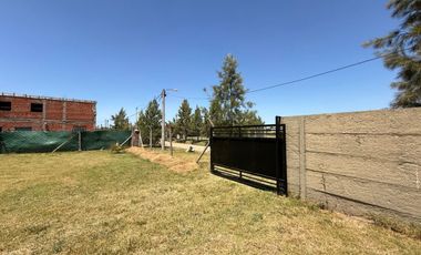 CASA QUINTA EN MÁXIMO PAZ CON PISCINA Y QUINCHO