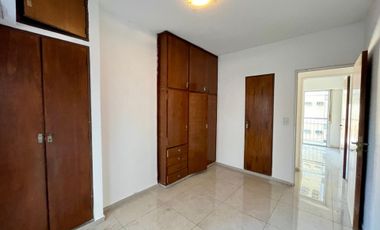 Venta Departamento 4 amb Quilmes Centro
