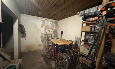 CASA 2 AMBIENTES EN VENTA RAFAEL CALZADA EN BLOQUE