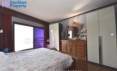 Beachfront Condo with Stunning Seaview at VIP Condochain