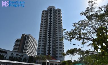 Beachfront Condo with Stunning Seaview at VIP Condochain