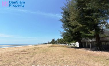 Beachfront Condo with Stunning Sea View at Sandy Beach