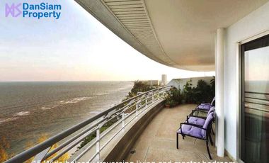 Beachfront Condo with Stunning Sea View at Sandy Beach