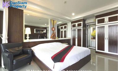 Beachfront Condo with Stunning Sea View at Sandy Beach