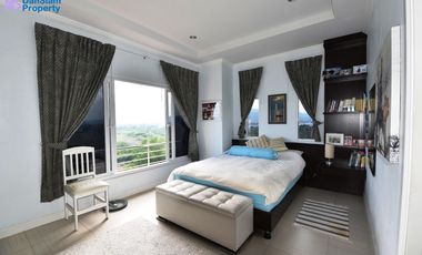 Topfloor Seaview Beach Condo in Hua Hin at Bluesky Condominium