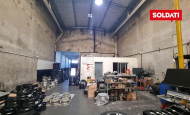 Alquiler  de excelente deposito en Florida Oeste