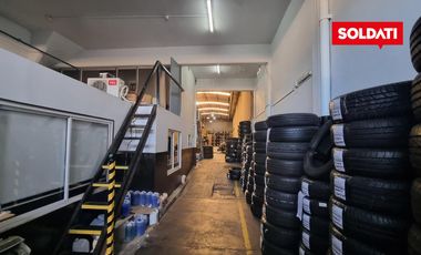 Alquiler  de excelente deposito en Florida Oeste