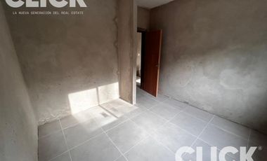 Venta - Casa con jardín - Don Torcuato