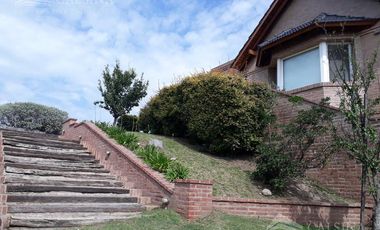 Casa en alquiler en Mendiolaza Golf