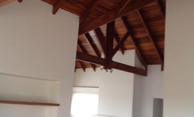 Casa en alquiler en Mendiolaza Golf