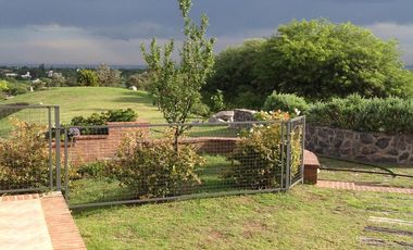 Casa en alquiler en Mendiolaza Golf