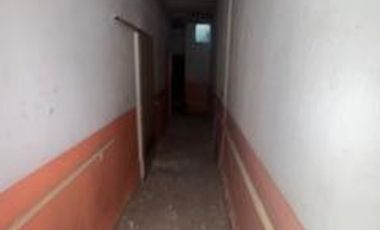 Propiedad ideal para construcción de locales, consultorios, hostel, oficinas, edificio y muchas alternativas más.-