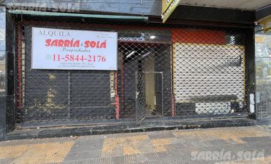 Local comercial en alquiler frente a la Estación Fluvial de Tigre sobre Bartolomé Mitre