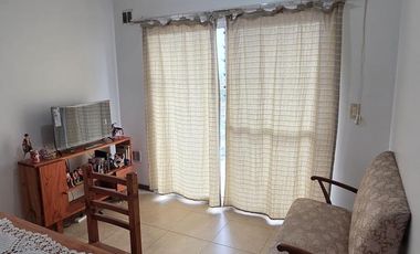 ALQUILER Departamento 2 ambientes - Lanús Este.