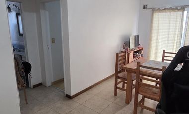 ALQUILER Departamento 2 ambientes - Lanús Este.