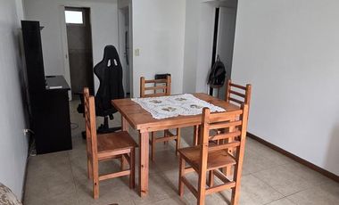 ALQUILER Departamento 2 ambientes - Lanús Este.