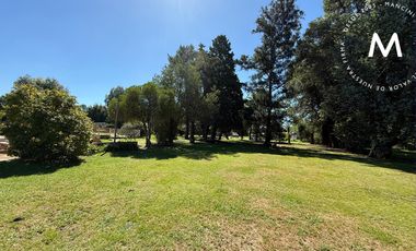 Terreno en venta  de 3000m2  en Exaltación de la Cruz - Toma prop. en parte de pago