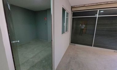 BODEGA EN RENTA EN COL. EMILIANO ZAPATA, CULIACÁN ¡Ubicada sobre avenida principal!