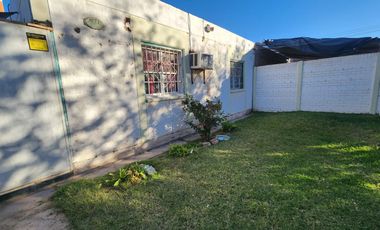 VENTA. CASA 2 DE DORMITORIOS. CHIMBAS