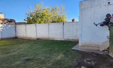 VENTA. CASA 2 DE DORMITORIOS. CHIMBAS