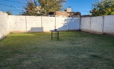 VENTA. CASA 2 DE DORMITORIOS. CHIMBAS
