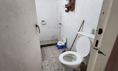 VENTA. CASA 2 DE DORMITORIOS. CHIMBAS