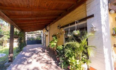 Casa en Villa Calefornia de 3 dormitorios, pileta