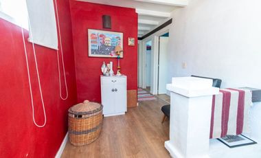 Casa en Villa Calefornia de 3 dormitorios, pileta