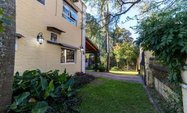 Casa en Villa Calefornia de 3 dormitorios, pileta