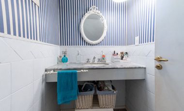 Casa en Villa Calefornia de 3 dormitorios, pileta