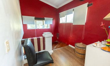 Casa en Villa Calefornia de 3 dormitorios, pileta