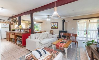 Casa en Villa Calefornia de 3 dormitorios, pileta