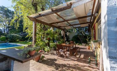 Casa en Villa Calefornia de 3 dormitorios, pileta