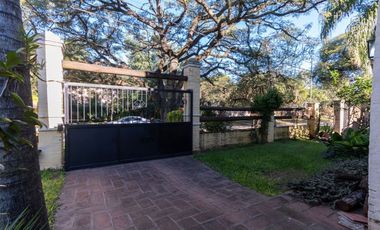 Casa en Villa Calefornia de 3 dormitorios, pileta