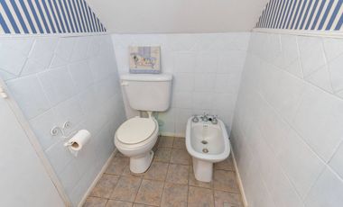 Casa en Villa Calefornia de 3 dormitorios, pileta