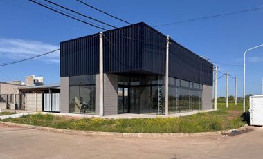 ALQUIER/LOCAL/INGRESO VEHICULAR LATERAL/ LOS ARCES