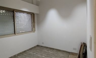 Venta depto refaccionado a metros de la estación