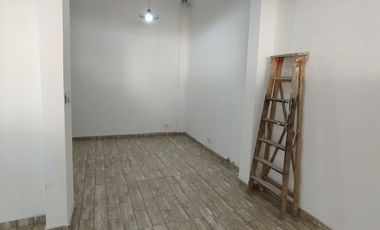 Venta depto refaccionado a metros de la estación