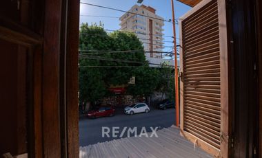 LOCALES COMERCIALES + DEPARTAMENTO EN VENTA