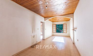 LOCALES COMERCIALES + DEPARTAMENTO EN VENTA