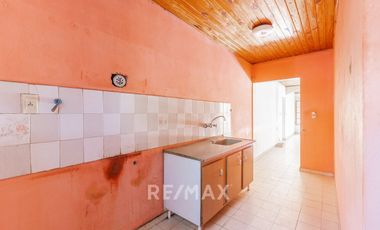 LOCALES COMERCIALES + DEPARTAMENTO EN VENTA
