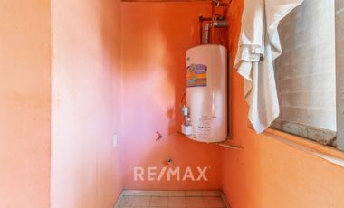 LOCALES COMERCIALES + DEPARTAMENTO EN VENTA