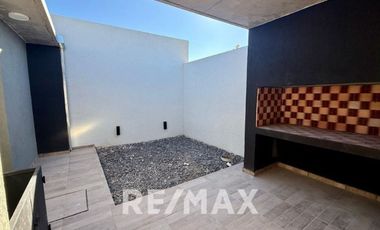 VENTA CASA FERNANDEZ ORO