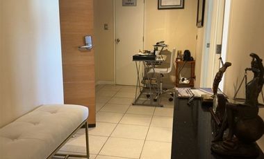 Oficina en Venta en 1 cuadra de plaza de armas