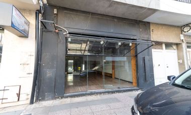 VENTA– LOCAL COMERCIAL EN PLENO CENTRO DE SANTA FE