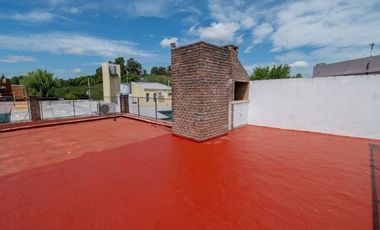 CASA EN ALQUILER 2 DORM 2 COCH EN FOM. 9 DE JUL