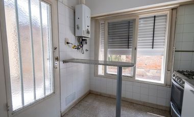 CASA EN ALQUILER 2 DORM 2 COCH EN FOM. 9 DE JUL