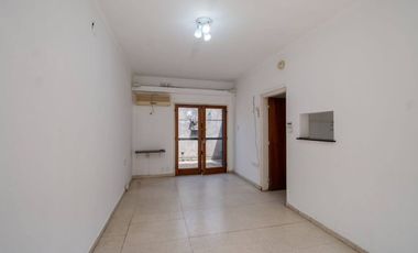 CASA EN ALQUILER 2 DORM 2 COCH EN FOM. 9 DE JUL